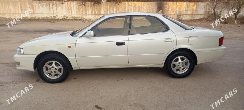 Toyota Vista 1995 - 78 000 TMT - Акдепе - img 1