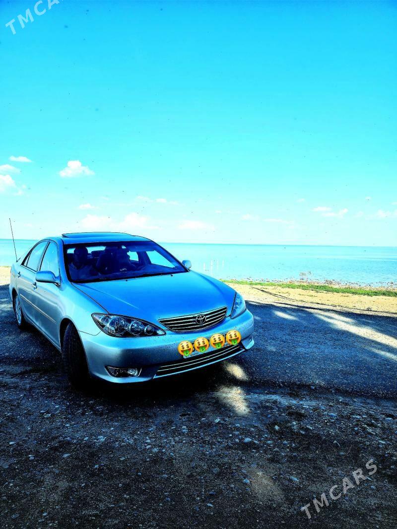 Toyota Camry 2004 - 200 000 TMT - Мары - img 1