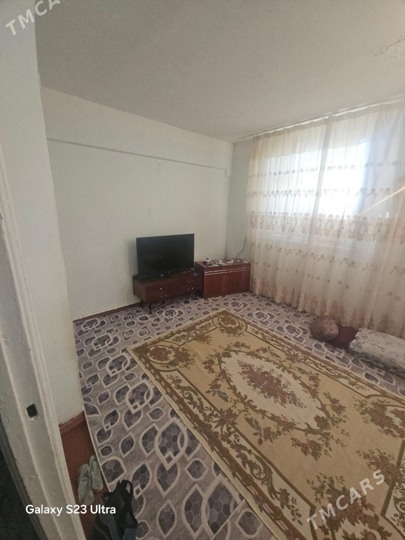 207 Kw 3 etaz 3 komn - Балканабат - img 1