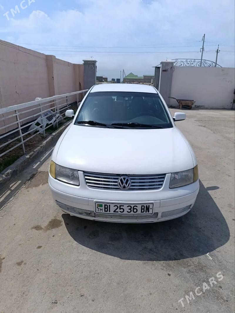 Volkswagen Passat 1999 - 50 000 TMT - Türkmenbaşy - img 1