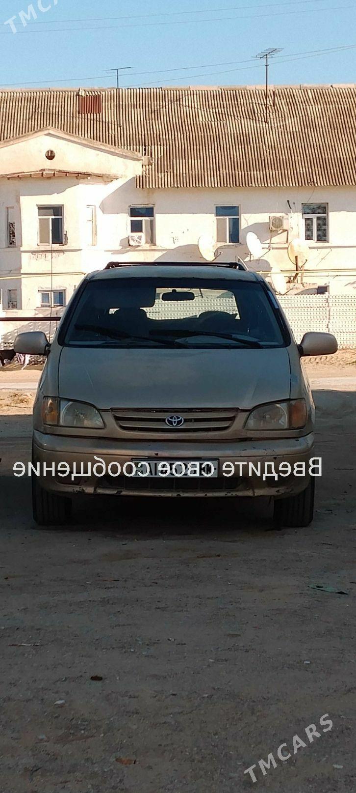 Toyota Sienna 2002 - 150 000 TMT - Garabogaz - img 1