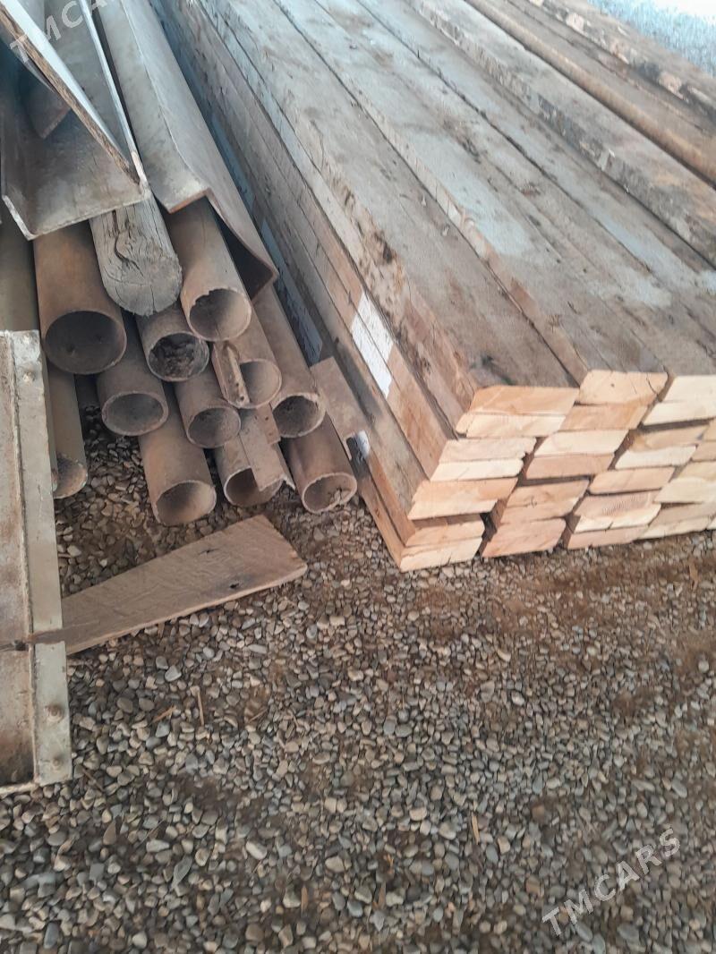 strapila agaçlar - Мургап - img 1