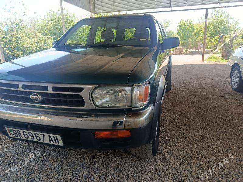 Nissan Pathfinder 1997 - 110 000 TMT - Теджен - img 1