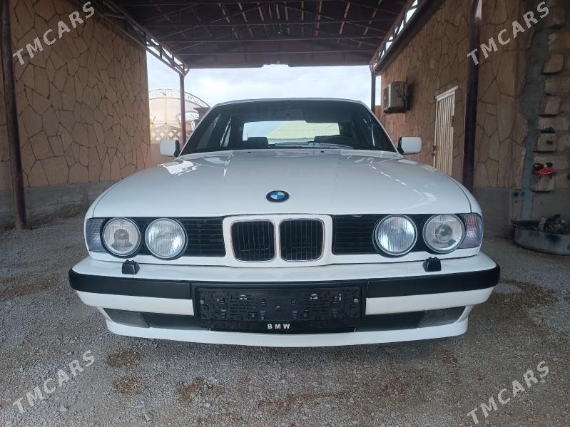 BMW 525 1992 - 60 000 TMT - Гумдаг - img 1