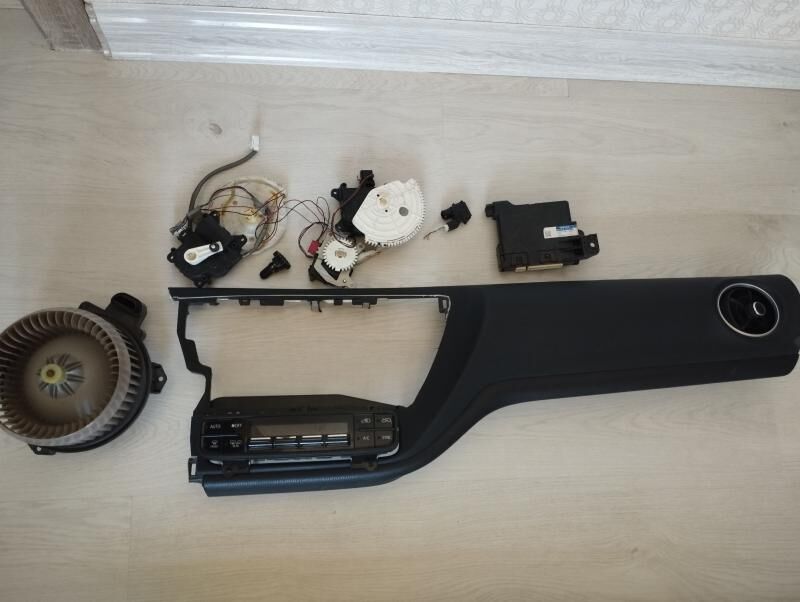 17-19 Corolla kilimat koplekit 1 300 TMT - Ашхабад - img 1