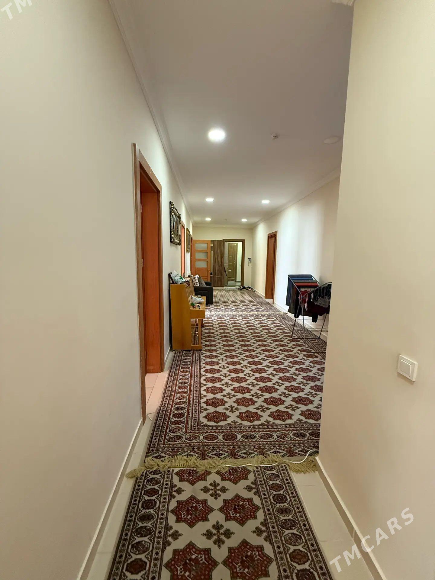 13 tapgyr 4komnot taze aytakow - Aşgabat - img 1