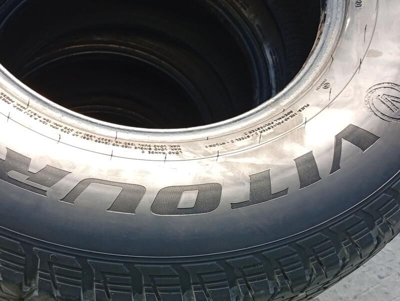 255/70/15/ VITOUR 2 600 TMT - Garadamak - img 1