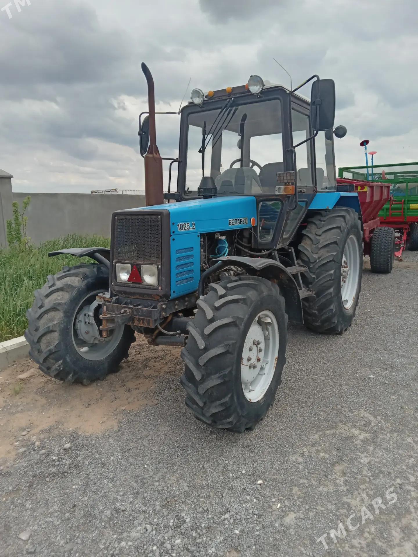 MTZ 82 2015 - 450 000 TMT - Änew - img 1