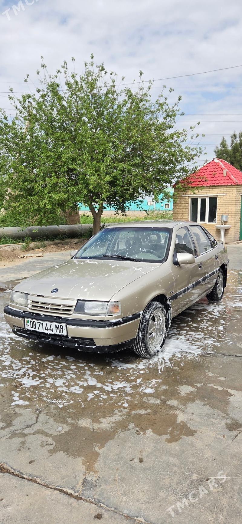 Opel Vectra 1990 - 50 000 TMT - Mary - img 1