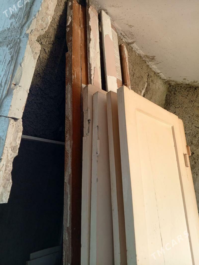 Межкомнатные двери 5шт и доски - Туркменбаши - img 1