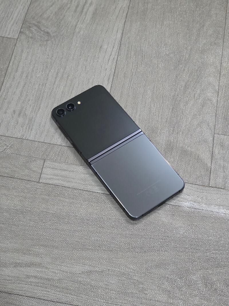 Samsung Z Flip 5. 8/256 - Ашхабад - img 1