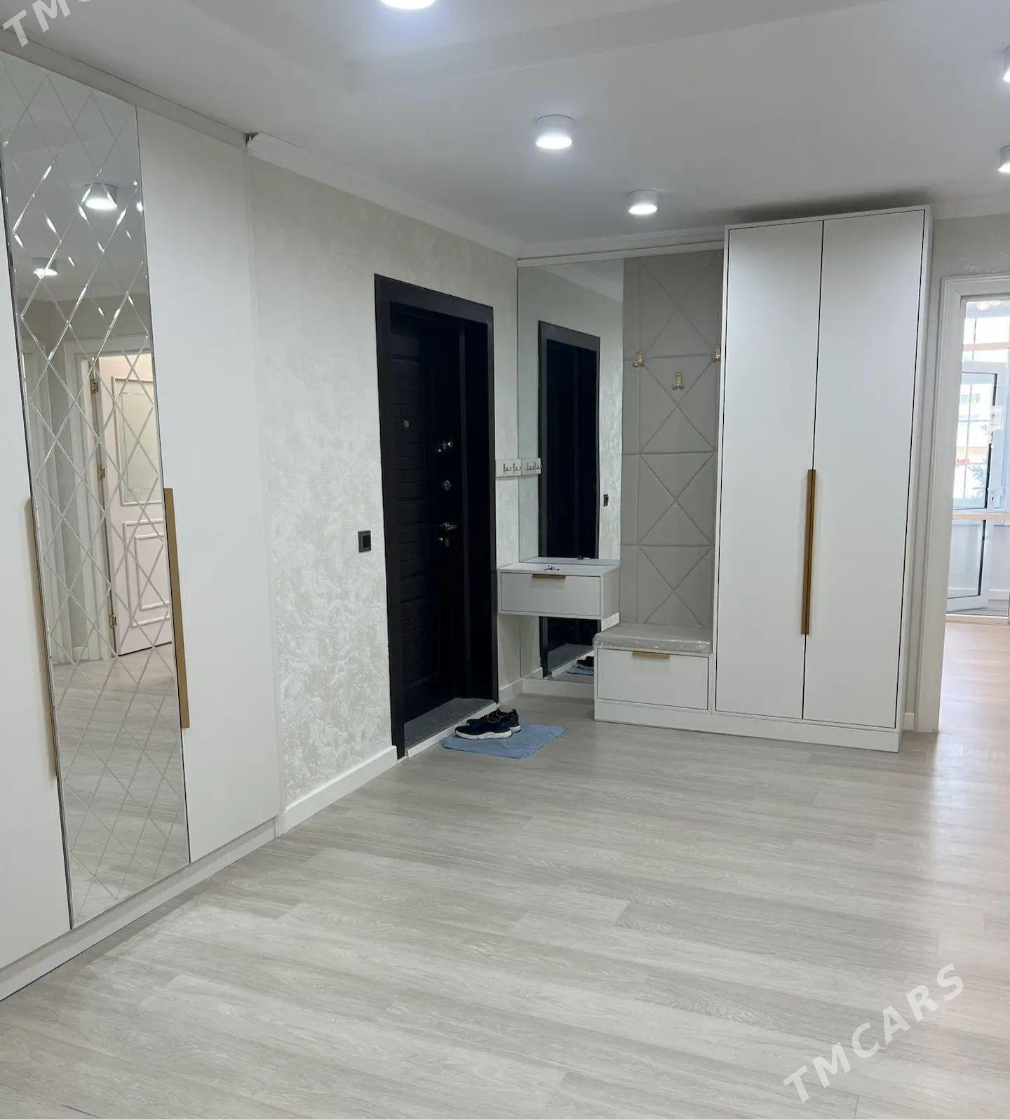 GURTLY 3 KOMNAT 2017 - Gurtly - img 1