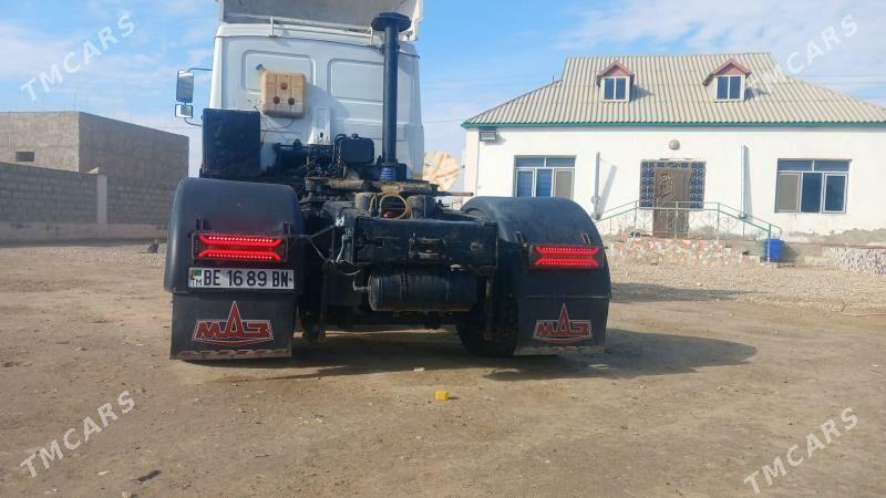 Maz Samosval 2002 - 300 000 TMT - Этрек - img 1