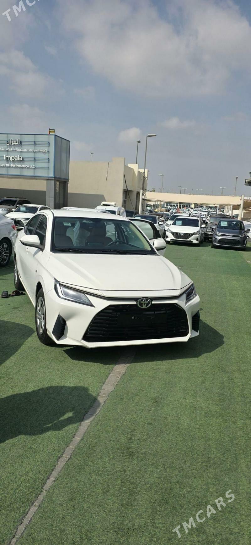 Toyota Yaris 2023 - 268 000 TMT - Ашхабад - img 1