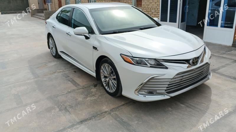 Toyota Camry 2020 - 325 000 TMT - Мары - img 1