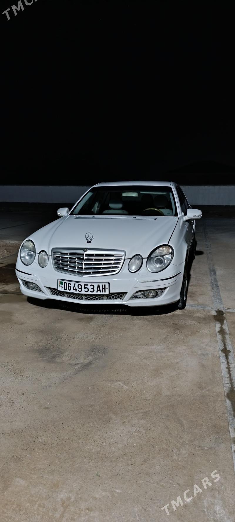 Mercedes-Benz E320 2008 - 170 000 TMT - Бабадайхан - img 1