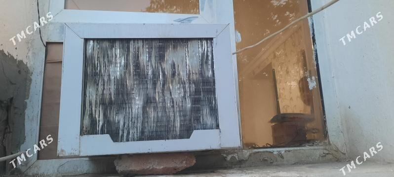 kansener akira okuwny 9lyk - Балканабат - img 1