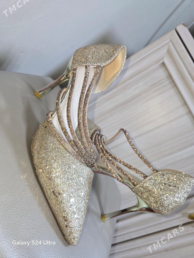 tufli - 30 mkr - img 1