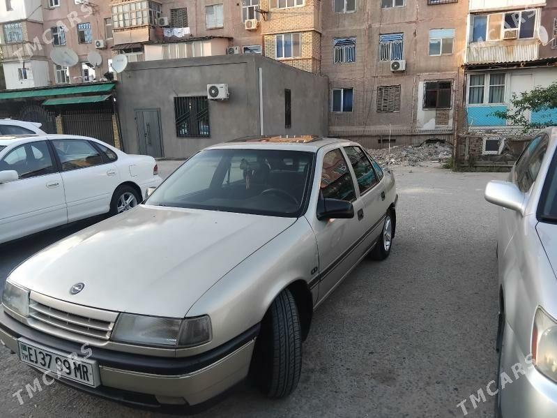 Opel Vectra 1989 - 40 000 TMT - Mary - img 1