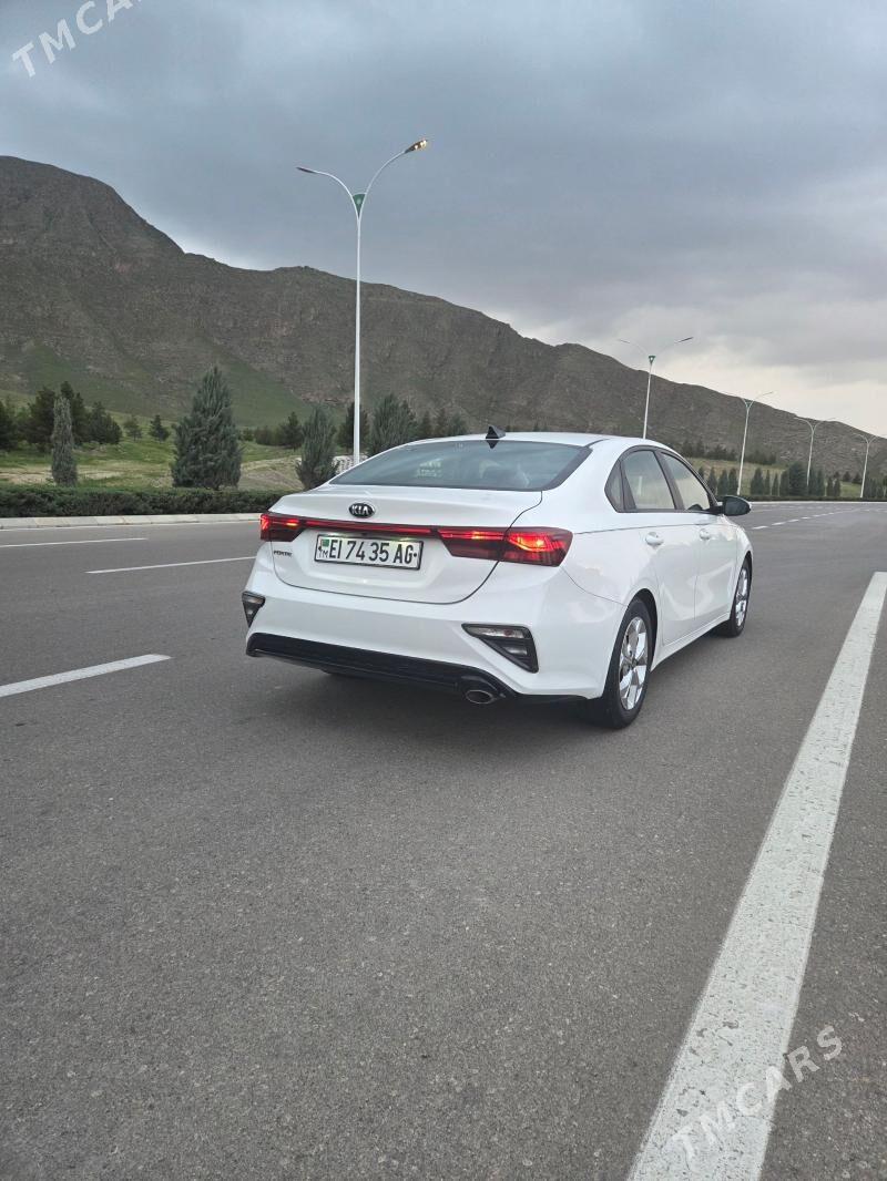 Kia Forte 2021 - 260 000 TMT - Багир - img 1
