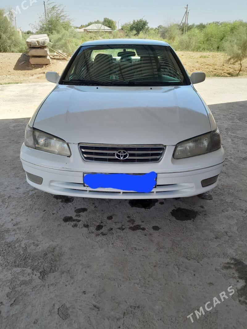 Toyota Camry 1999 - 128 000 TMT - Babadaýhan - img 1