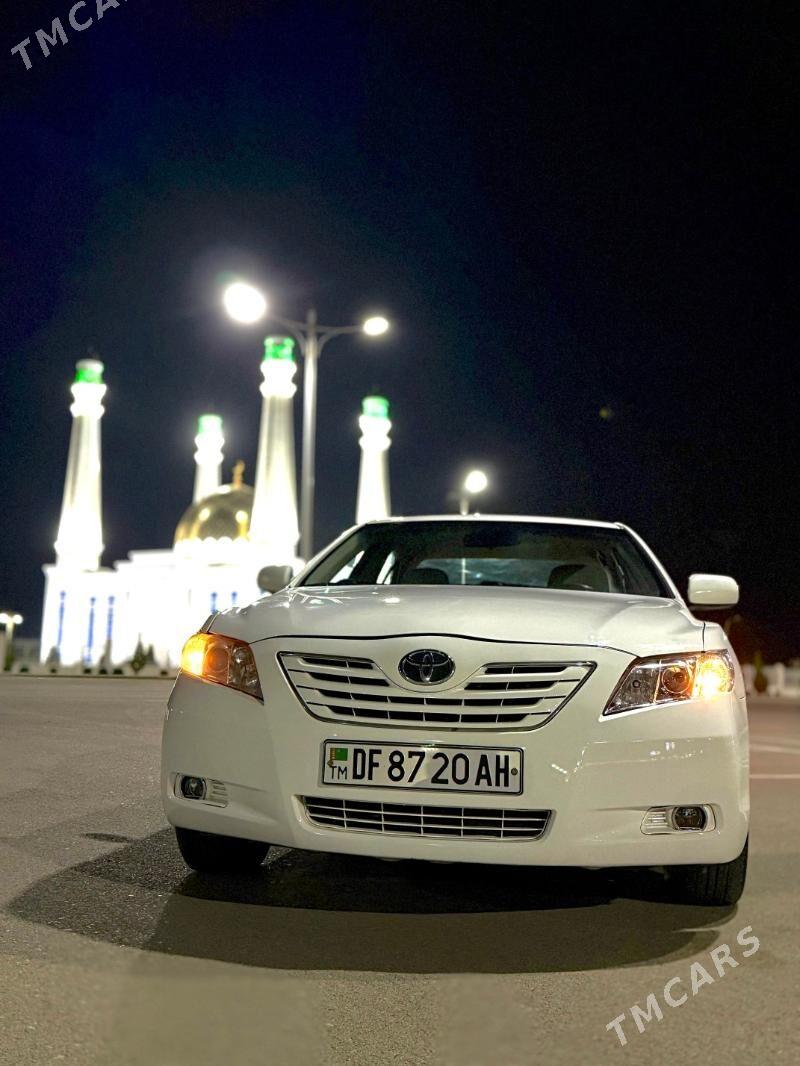 Toyota Camry 2009 - 180 000 TMT - 11 мкр - img 1
