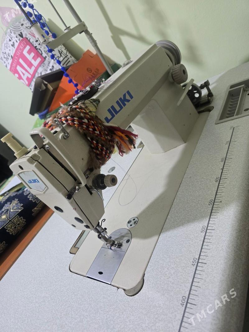Tikin maşyn "Juki" we awerlok - Ак-Бугдайский этрап - img 1
