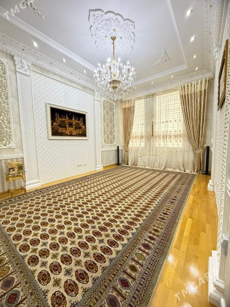 Cehow elitka 4 Komnat - Çehow köç. (A.Nyýazow şaýoly) - img 1