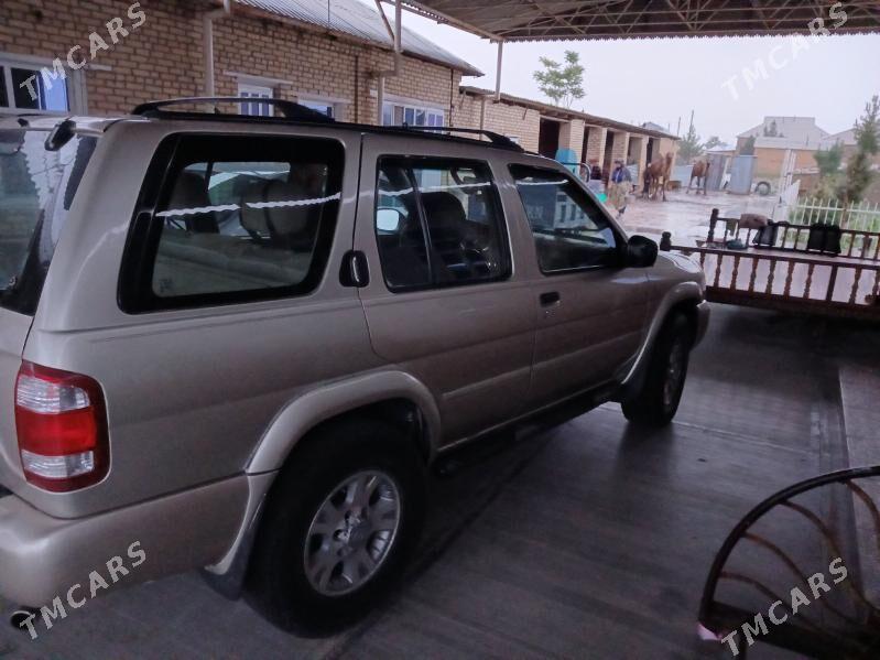 Nissan Pathfinder 2000 - 140 000 TMT - Сакарчага - img 1