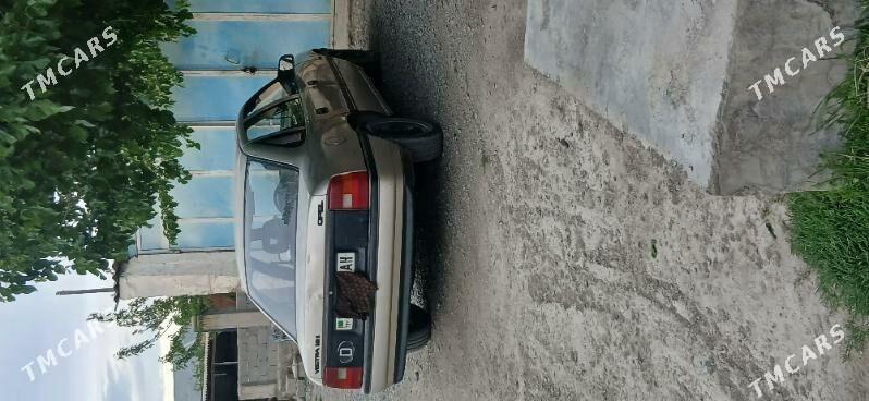Opel Vectra 1991 - 47 000 TMT - Бахарден - img 1