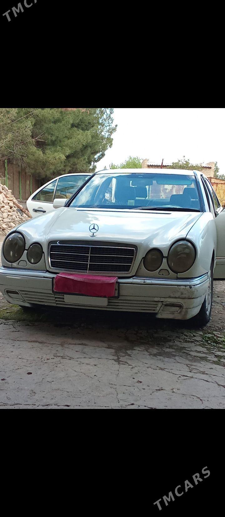 Mercedes-Benz E320 1997 - 50 000 TMT - Türkmenabat - img 1