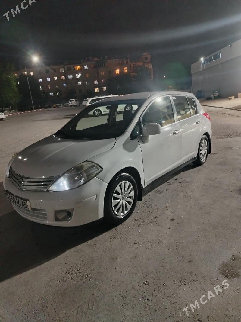Nissan Versa 2012 - 128 000 TMT - 9 мкр - img 1