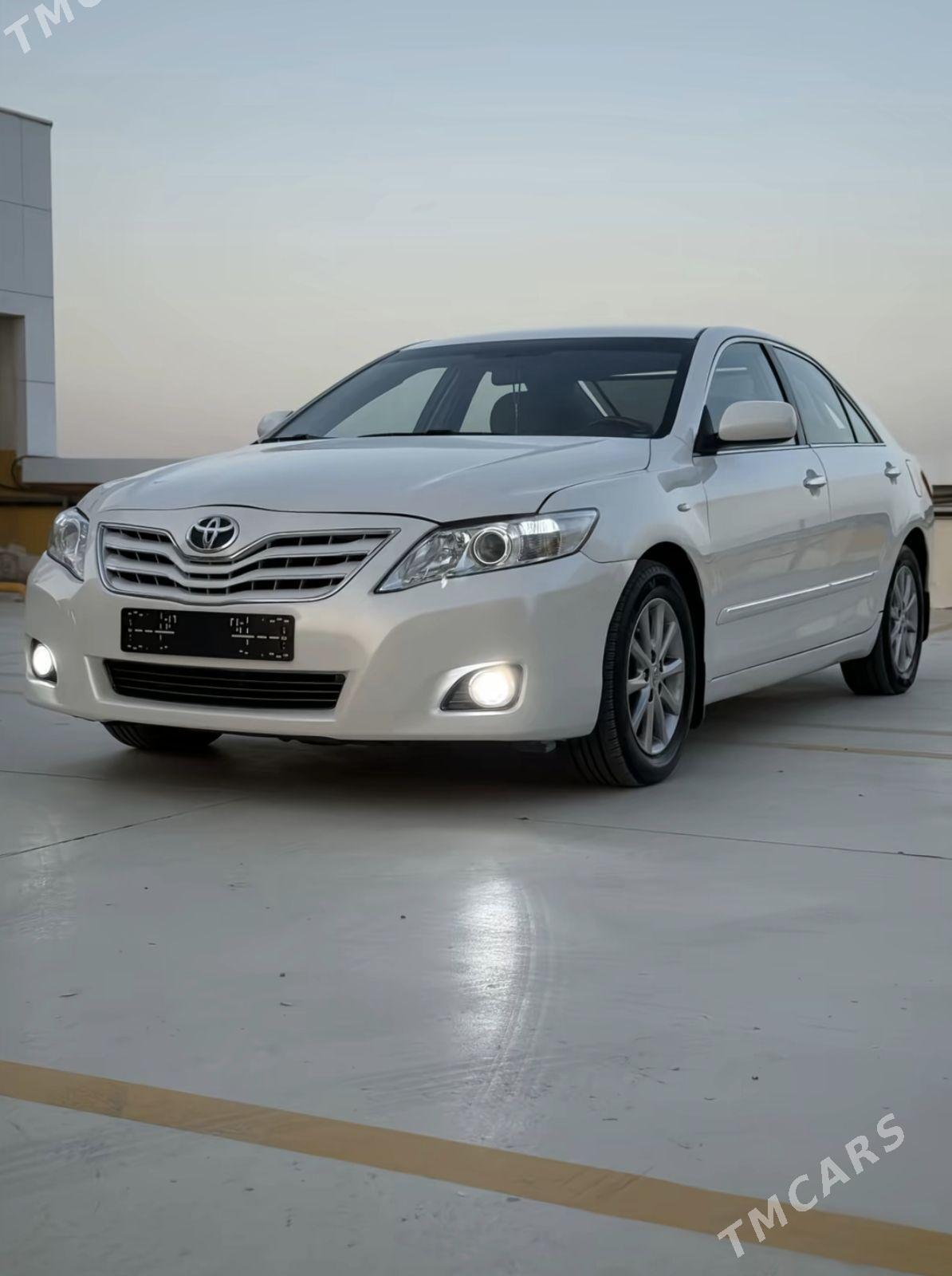Toyota Camry 2011 - 130 000 TMT - Мир 2 - img 1