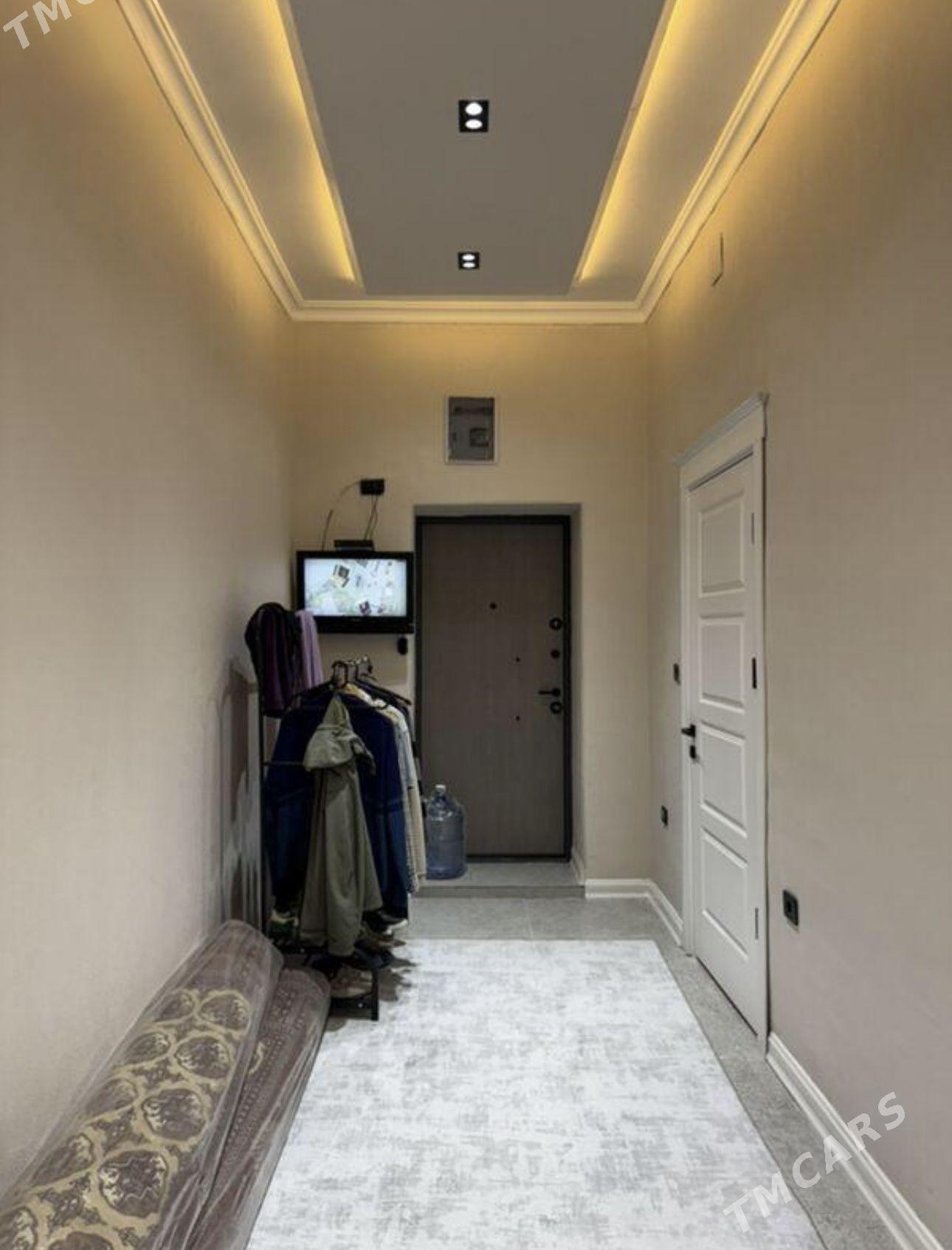 Engilis kòçàñ ugry 2kom - Aşgabat - img 1