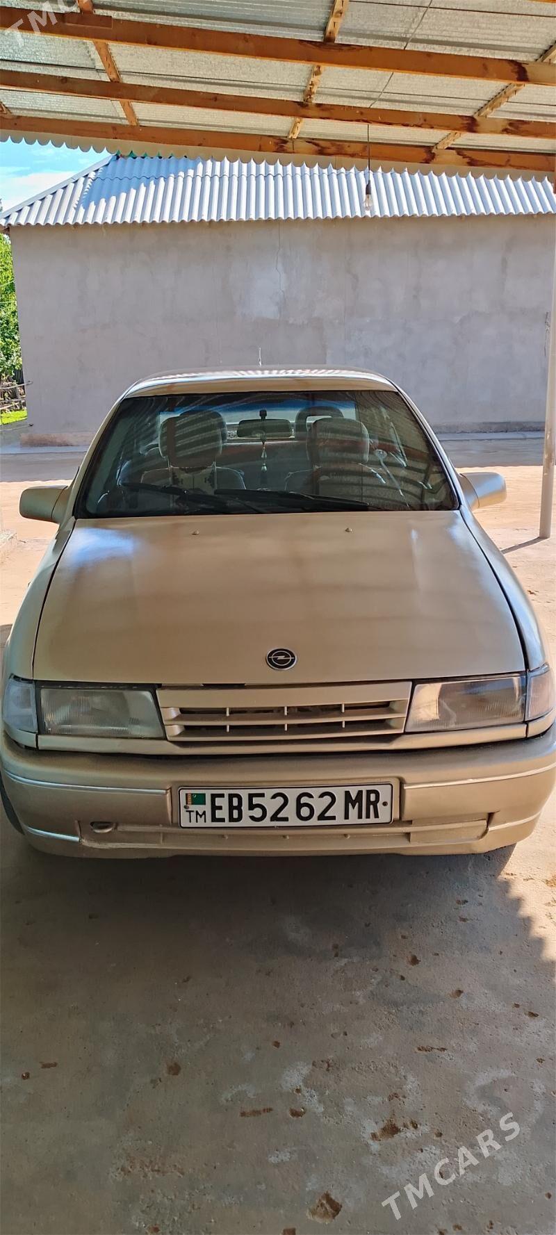 Opel Vectra 1991 - 37 000 TMT - Туркменгала - img 1
