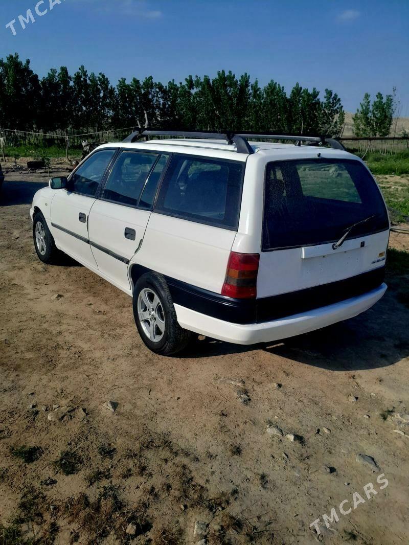 Opel Astra 1995 - 50 000 TMT - Bäherden - img 1