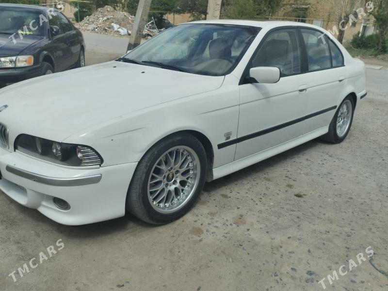 BMW 530 2003 - 110 000 TMT - Туркменабат - img 1