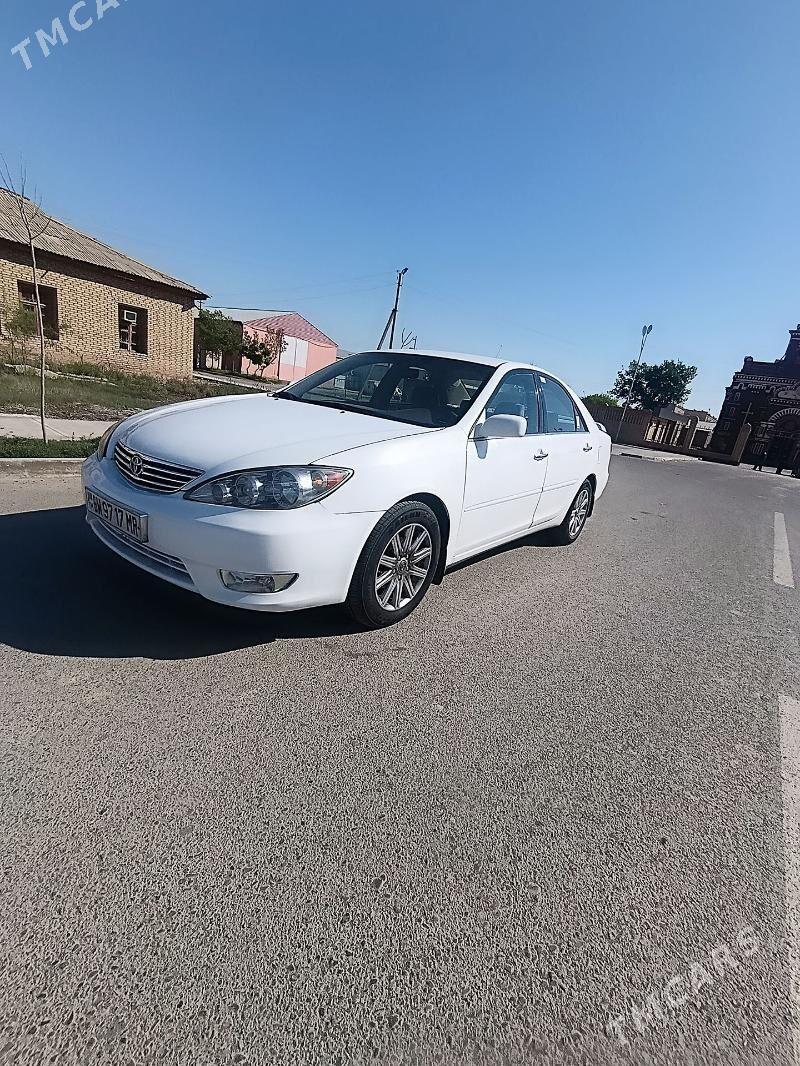 Toyota Camry 2003 - 192 000 TMT - Мары - img 1