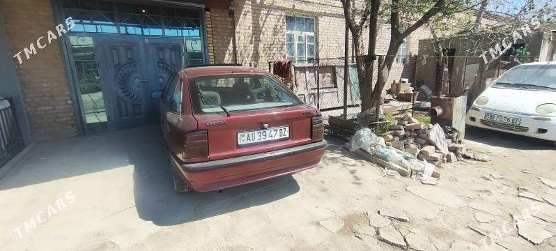 Opel Vectra 1992 - 33 000 TMT - Daşoguz - img 1