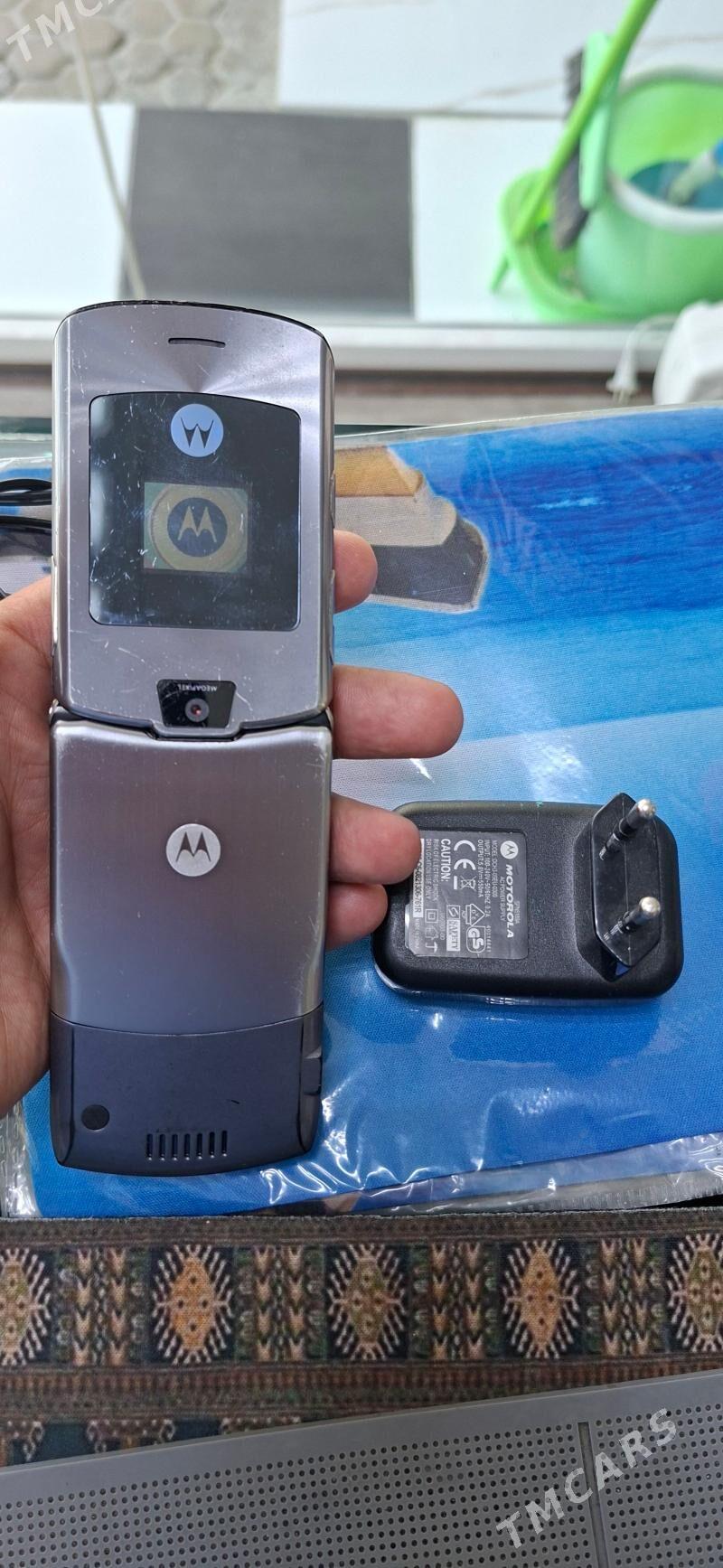 motorola v3 - Ашхабад - img 1