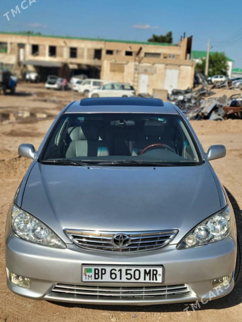 Toyota Camry 2004 - 240 000 TMT - Мары - img 1