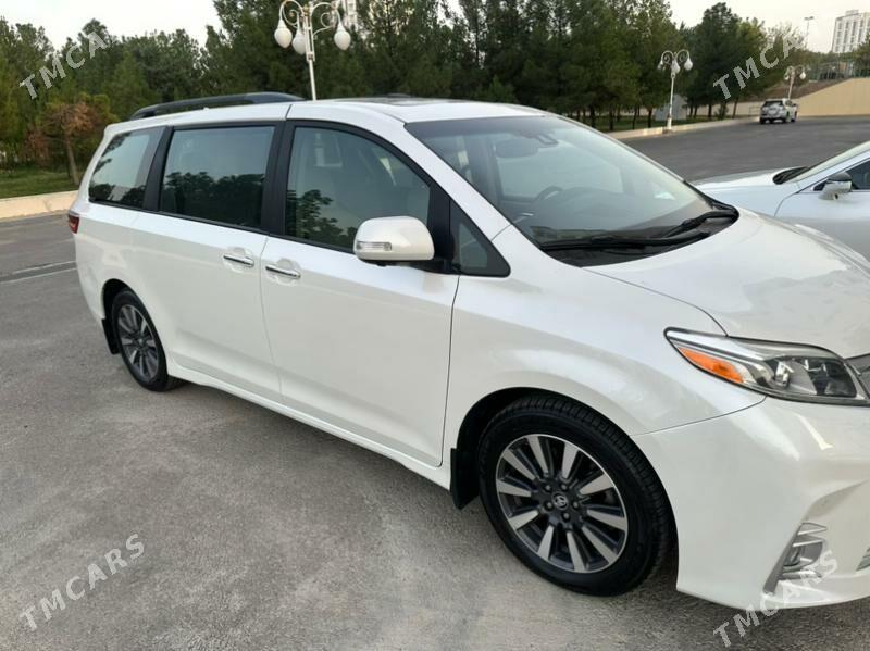 Toyota Sienna 2018 - 645 000 TMT - Ашхабад - img 1