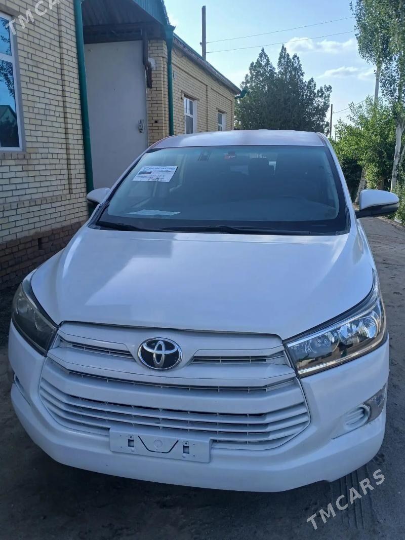 Toyota Innova 2021 - 260 000 TMT - Kerki - img 1