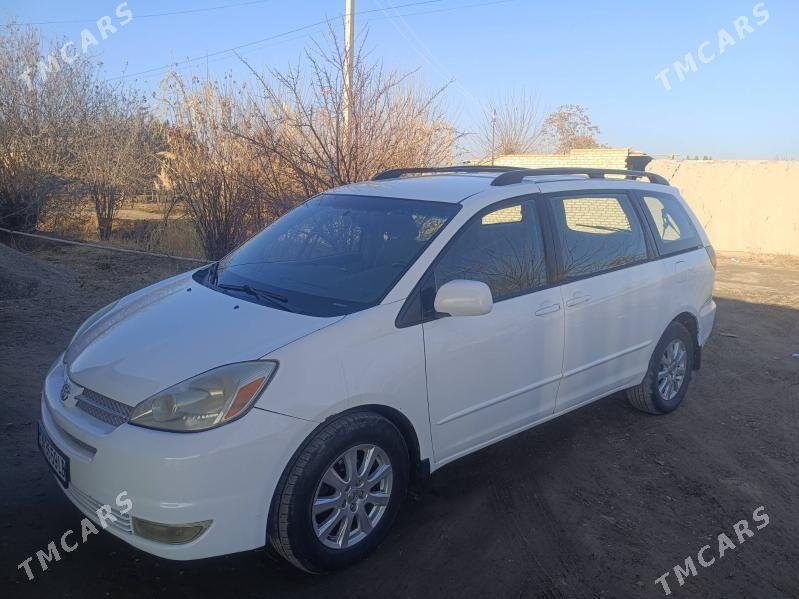 Toyota Sienna 2005 - 185 000 TMT - Гарабекевюл - img 1