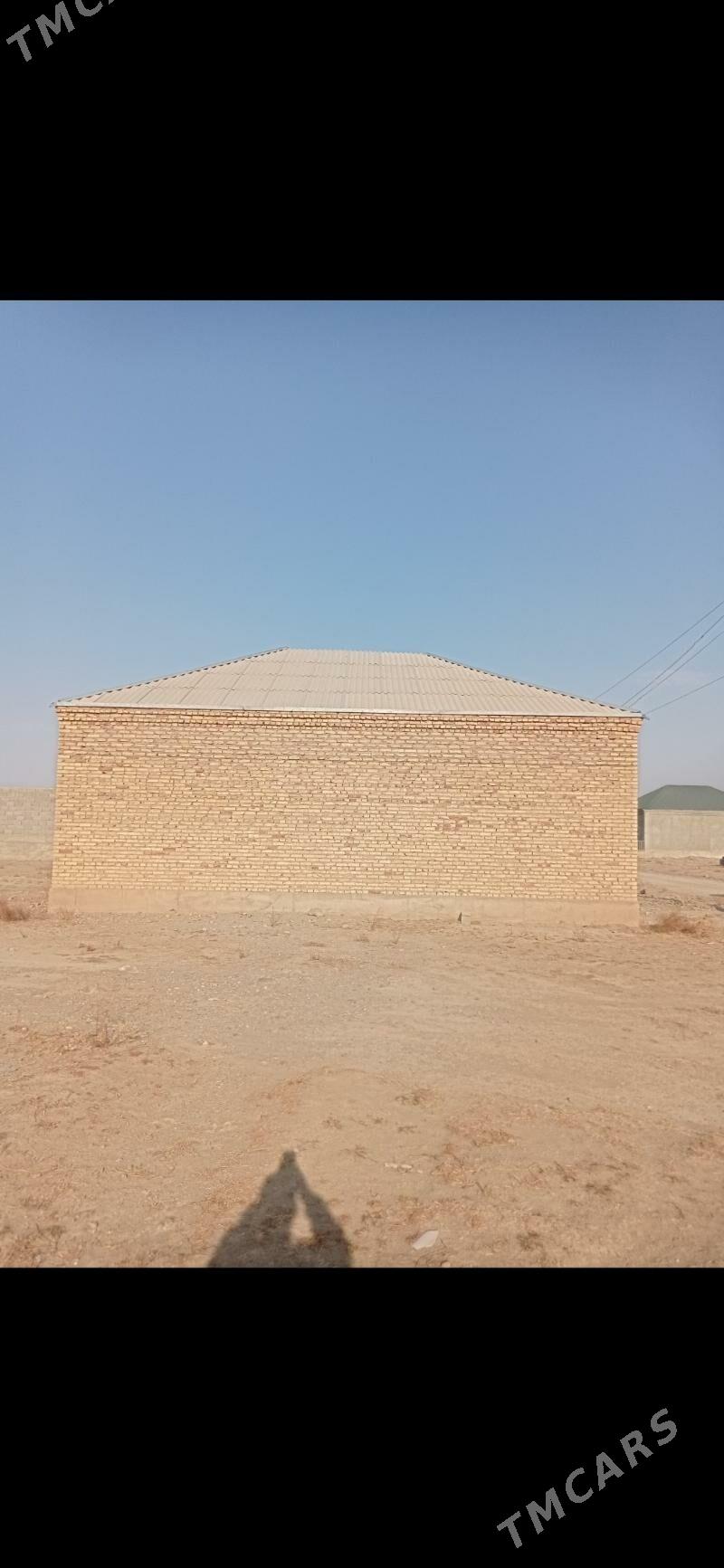 Satlk ustu yapln yarty pln jay - Бахарден - img 1