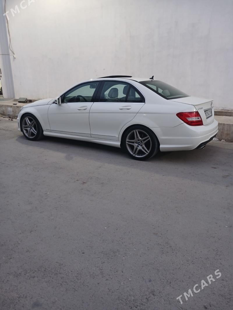 Mercedes-Benz C300 2011 - 215 000 TMT - Aşgabat - img 1