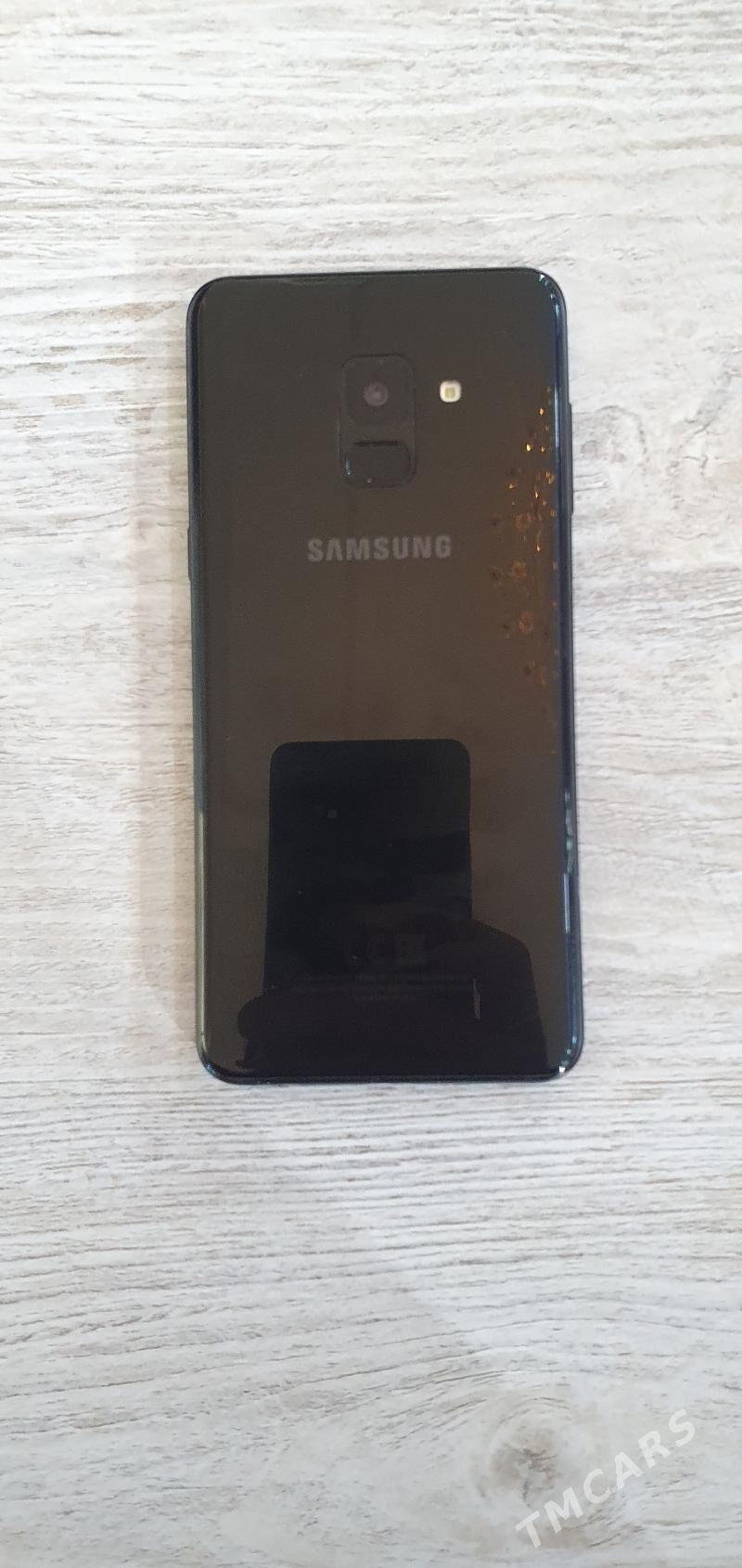 samsung a8 - Ашхабад - img 1