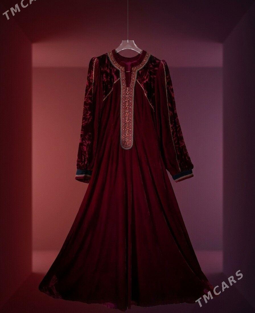 Gyzyl (ucurym) koynek - Ашхабад - img 1