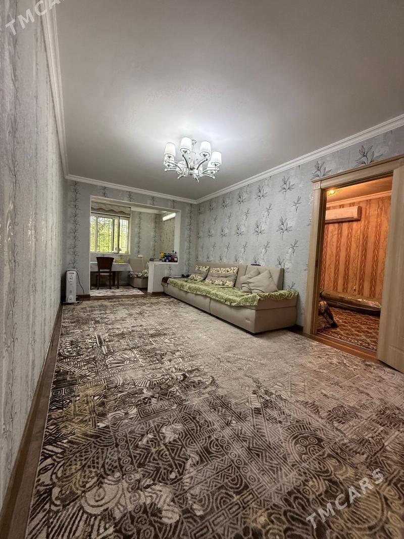 6 mkr 4/1 etažy 2 komnat - Aşgabat - img 1