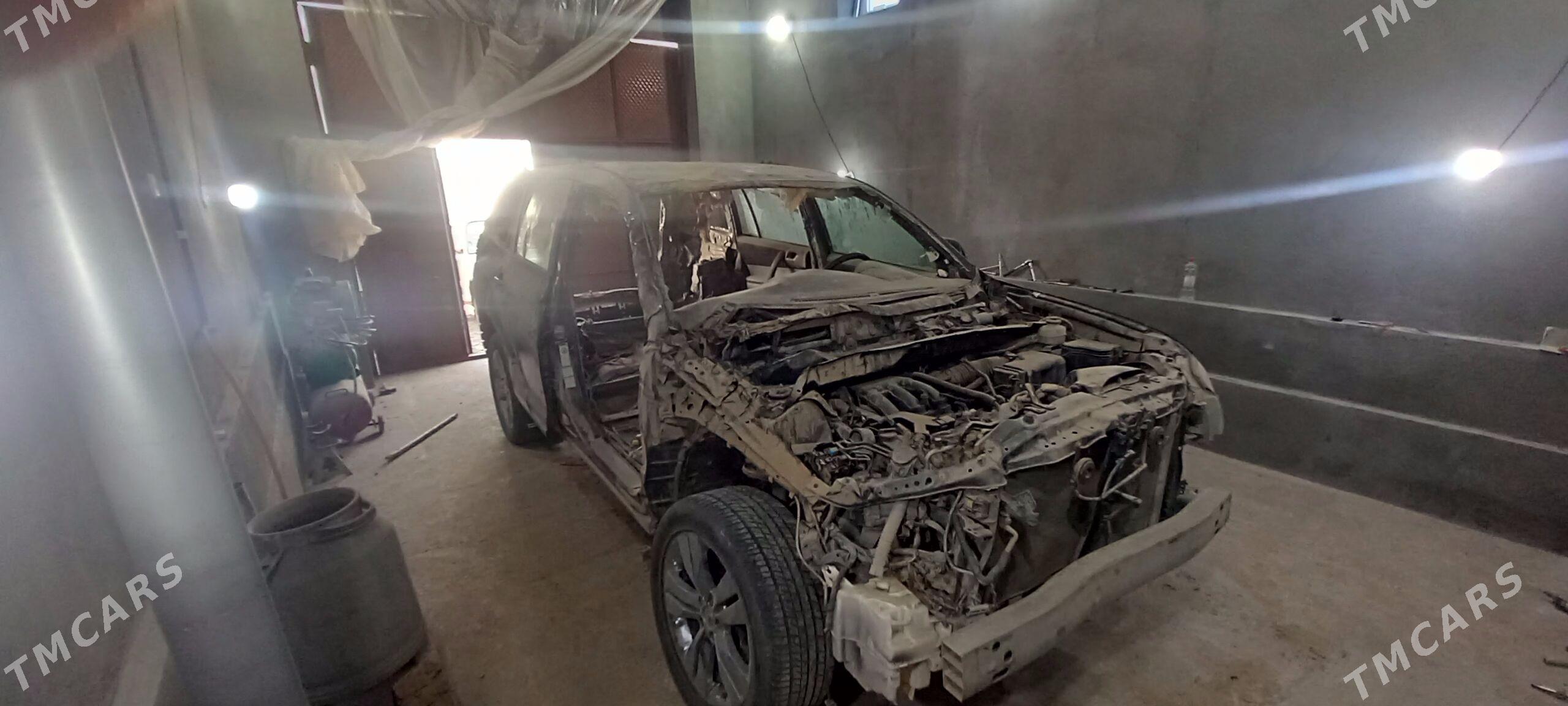 Toyota Highlander 2010 - 220 000 TMT - Мургап - img 1